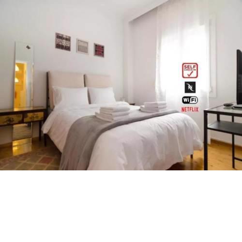 Central, Fiber WiFi, A/C, Self Check-in, NETFLIX