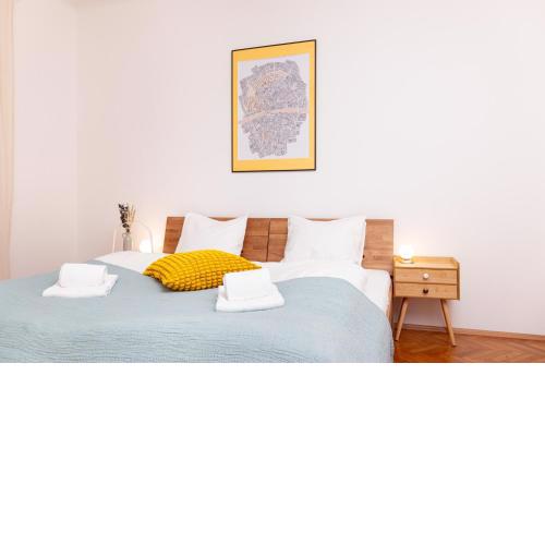 Central Graz - Free Parking & Self Check-in - Walk Everywhere!