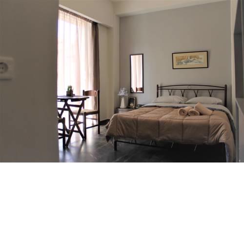 CENTRAL guest room