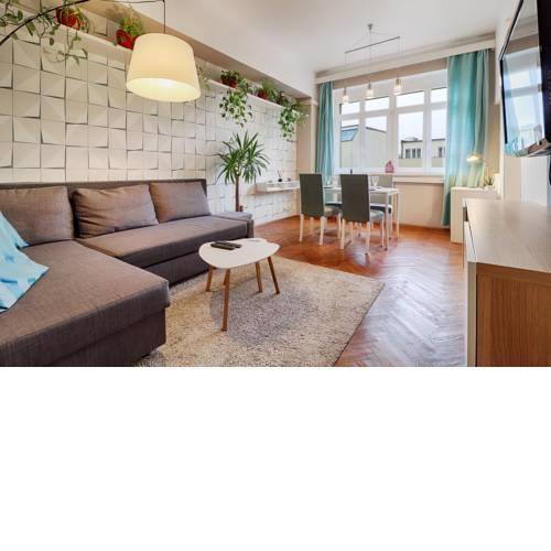 Central hideaway with balcony & a/c