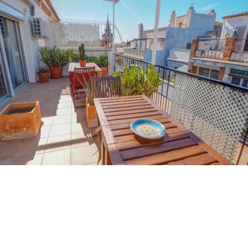 Central Island Penthouse by Hello Homes Sitges
