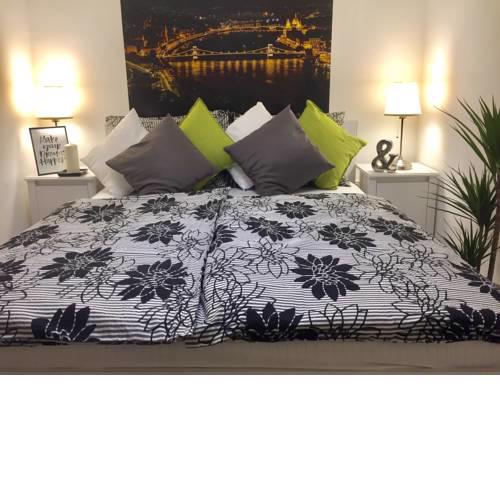 Central King Apartment III.