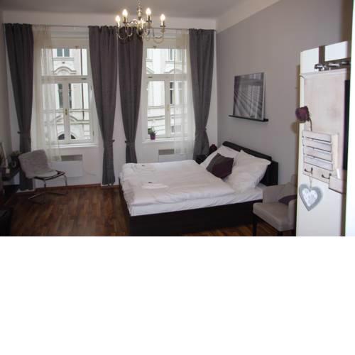 Central & Modern Apartment!