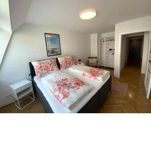 Central & Modern in Trendy Area l HG22