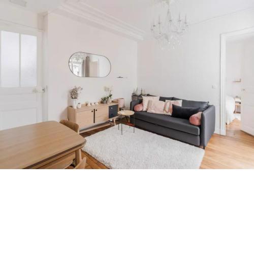Central Parisian 2BD Apart for 4