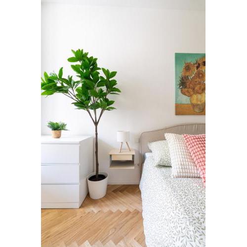 Central Premium Apartment with Balcony