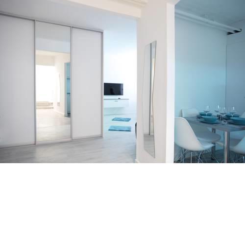 Central, quiet and modern apartment