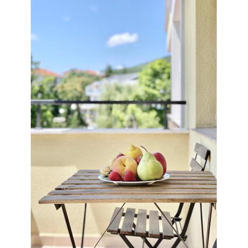 Central Seaview Apartments for 4 Guests