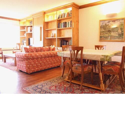 Central & Spacious | Ambassadeurs A