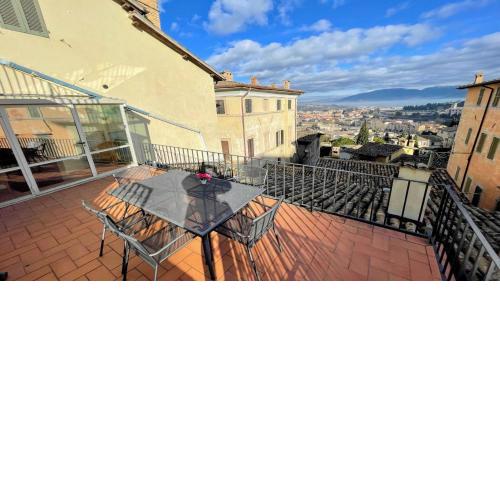 Central Spoleto 6 guests apt with terrace