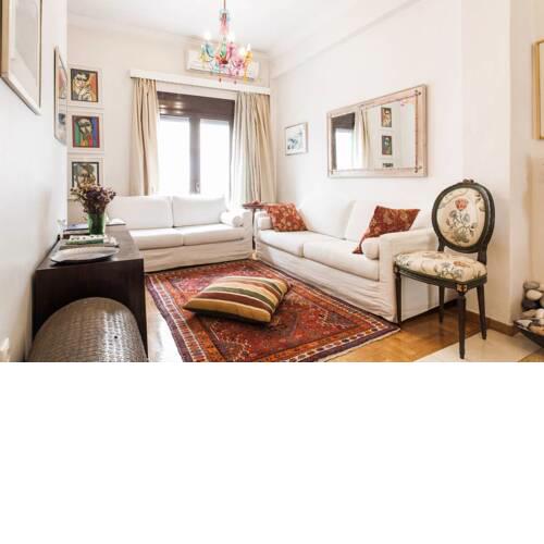 Central, Sunny, Apartment, 5min from Metro Panormou