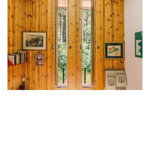 CENTRAL WOODEN CHALET WITH FOREST VIEW