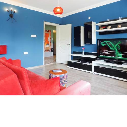 Centrally located flat 5 min to OzdilekPark Mall