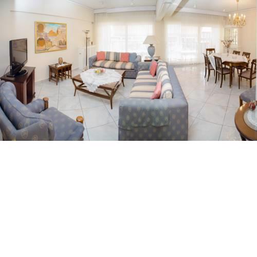 Centrally located stylish home