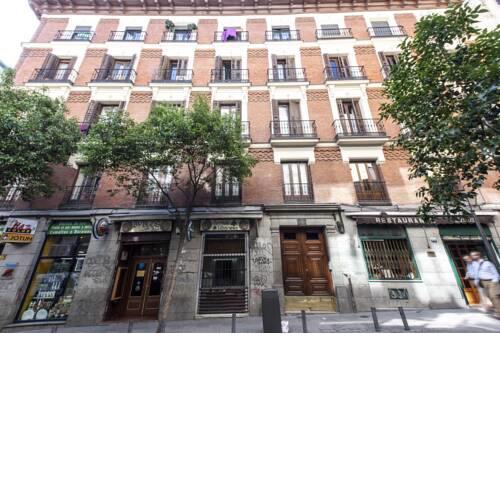 Centro Gran Via Madrid puerta del sol apartamentos