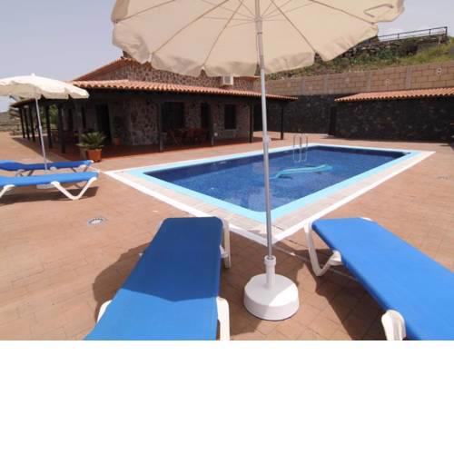Cercado Del Medio,Coche incluido y piscina privada