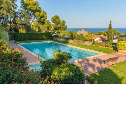 CH-1 CALELLA DE PALAFRUGELL 8 Pax