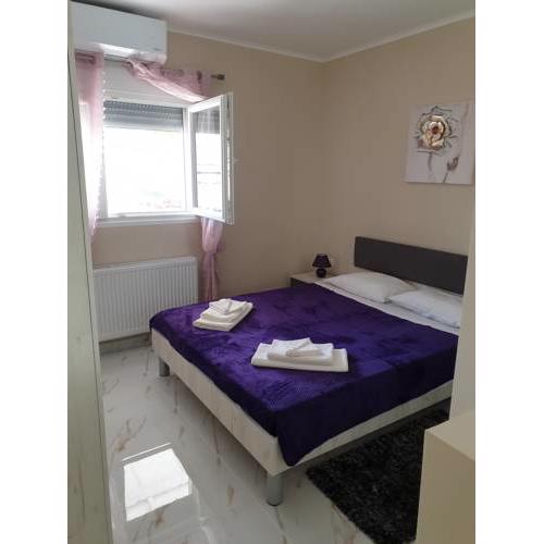 Chakis apartments