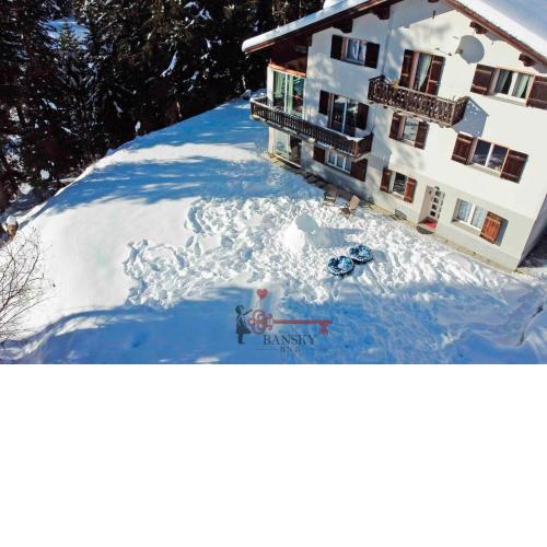 Chalet 5 stars in San Bernardino, SKI SLOPES AND HIKING, Fireplace, 4 Snowtubes Free, Wi-Fi Free, for 8 persons, Wonderful in all seasons
