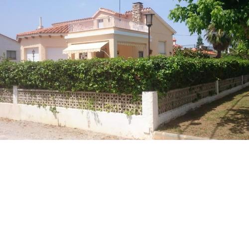 Chalet a 100 m playa,wifi y piscina privada