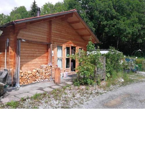 Chalet Blockhaus auf Camping