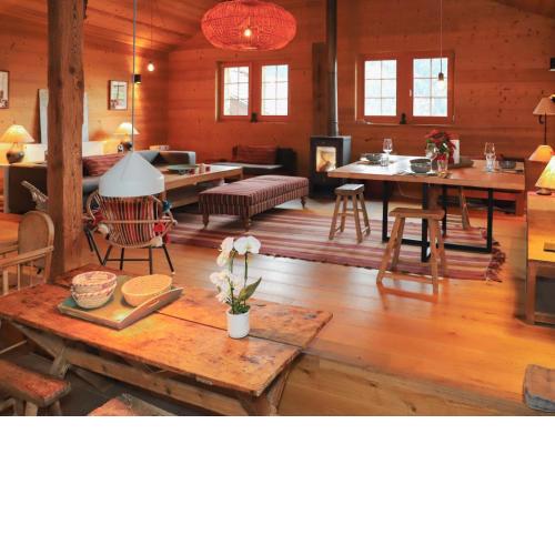Chalet Chalet La Grange by Interhome