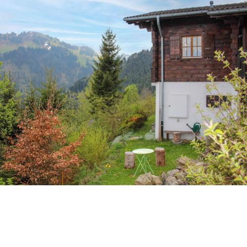 Chalet Chalet Les Pitchounes by Interhome