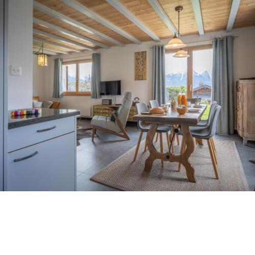 Chalet Chalet Phipalo by Interhome