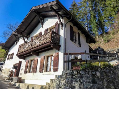 Chalet Chalet Tsi-No by Interhome