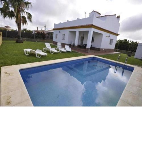 Chalet con piscina privada Roche