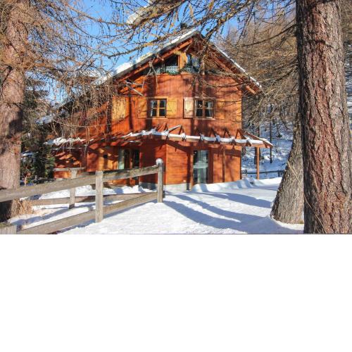 Chalet di Montagna Immerso nella Natura