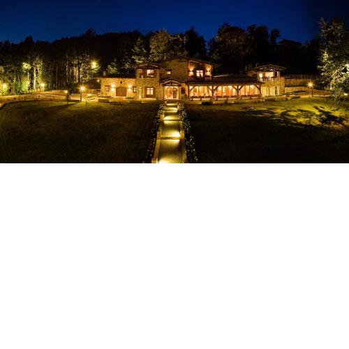 Chalet Euthalia Restaurant & Suites