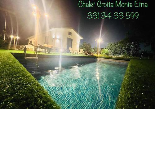 Chalet Grotta Monte Etna