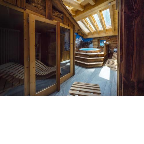 Chalet Matterhorn Francois - Luxury Catered Ski Chalet with private SPA, walking distance center and lift system