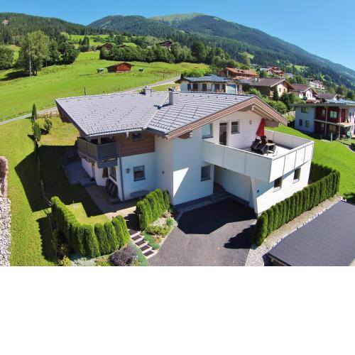 CHALET PINZGAU am Großvenediger mit Sonnenterrasse