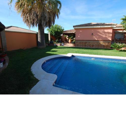 Chalet piscina Privada Aire acondicionado Solo familias y pareja