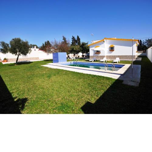 Chalet piscina privada solo familia y parejas ii c