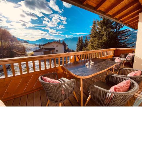 Chalet Platzhirsch Maxl Panorama View Skipiste