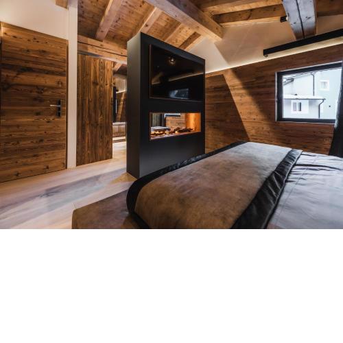 Chalet Queen