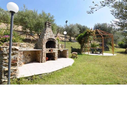 CHALET TRA GLI ULIVI: • giardino • WiFi • A/C • bbq