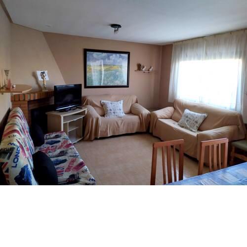 Chalet with 4 bedrooms in Burgohondo with wonderful mountain view and enclosed garden