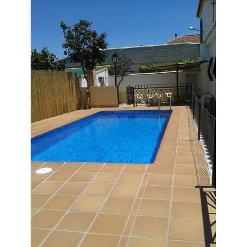 Chalet with 5 bedrooms in Cogollos de Guadix with wonderful mountain view private pool enclosed garden 31 km from the slopes