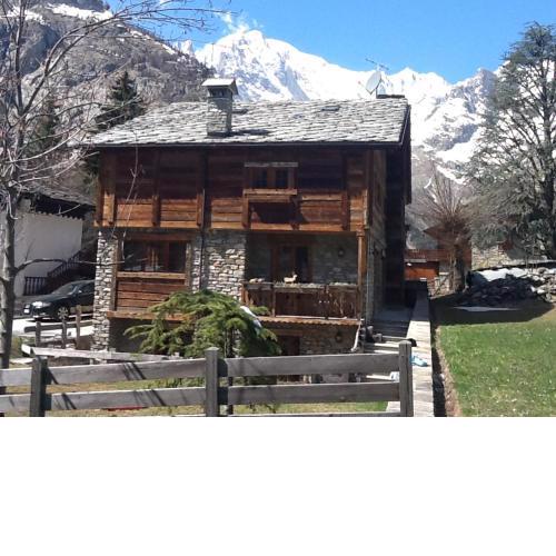 CHALET