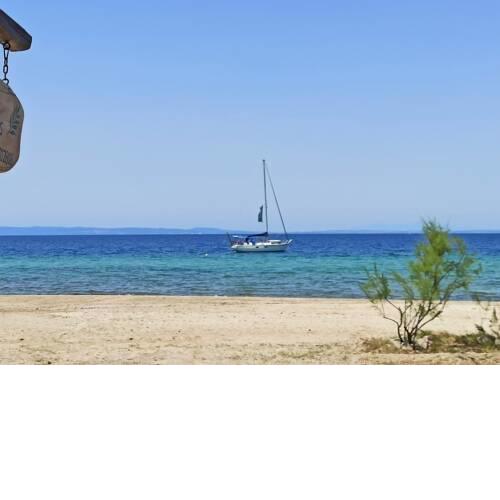 Chalkidiki Daphnae Studio-Beachfront Sea Haven