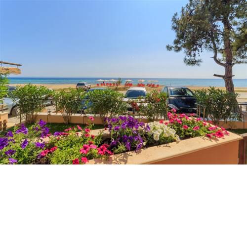 Chalkidiki Daphnae Studio-Beachfront Stylish Haven