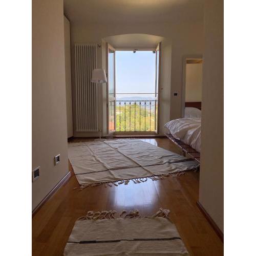 CHAMBRE DANS LA TOUR