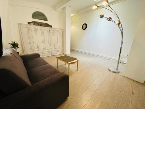 CHAMPS ELYSEES MARIGNAN PARIS