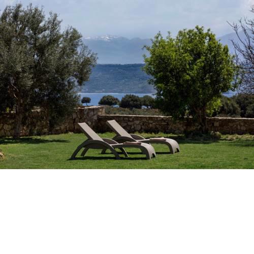 Chania- Sunny house-Car included