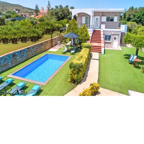 Chania City Villa Heated Pool