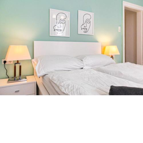 Charming 1BR Viennese Gem - Perfect Starting Point